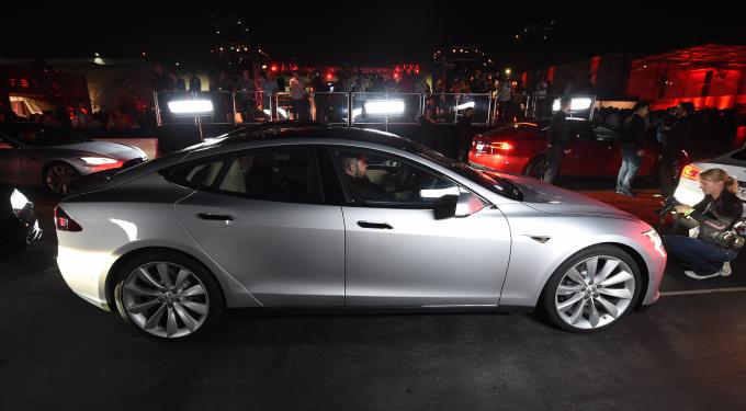 This Could Be Tesla's Next Billion-Dollar Industry