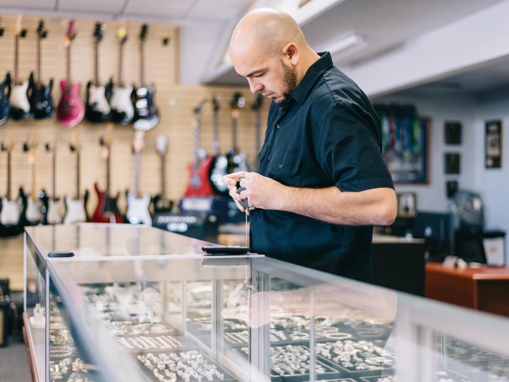 Can you haggle at pawn shops