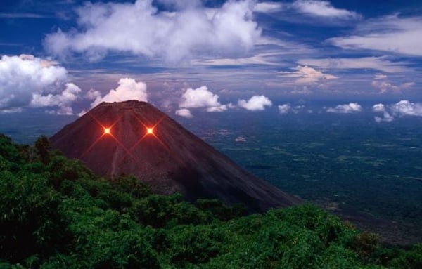 Republic Of The Savior: The Downsides Of El Salvador As A Poster Boy For Bitcoin - Vimarsana News