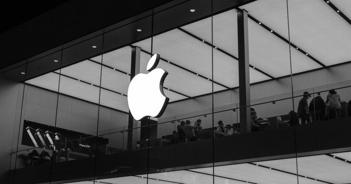 Apple Poised To Outperform Expectations In December Quarter, Analyst Says: How Will Shares React?