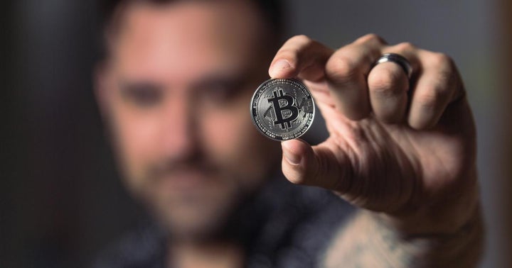 Clock Is Ticking On Bitcoin, Cornell University Professor Says It Has 'No Fundamental Value'