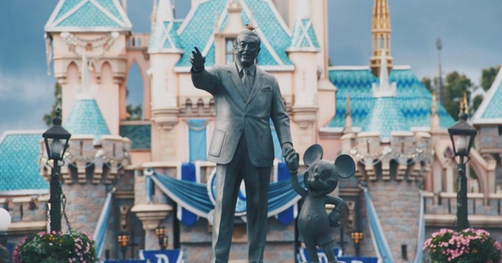 Disney Stock Consolidates Big Break Out: What's Next? - Benzinga