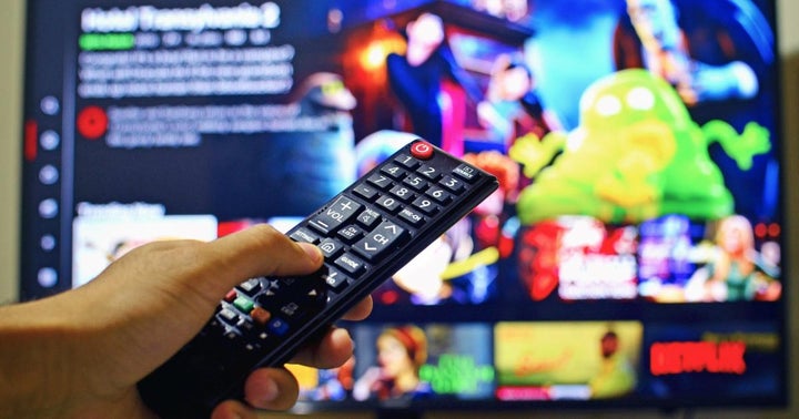 Will Netflix Or Disney Stock Grow More By 2022?