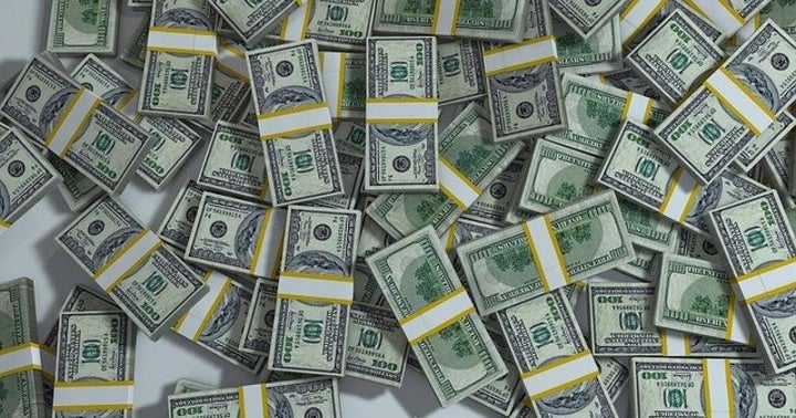 Benzinga's Bulls And Bears Of The Week: Alphabet, Coinbase, GE, Quantumscape, Tesla And More