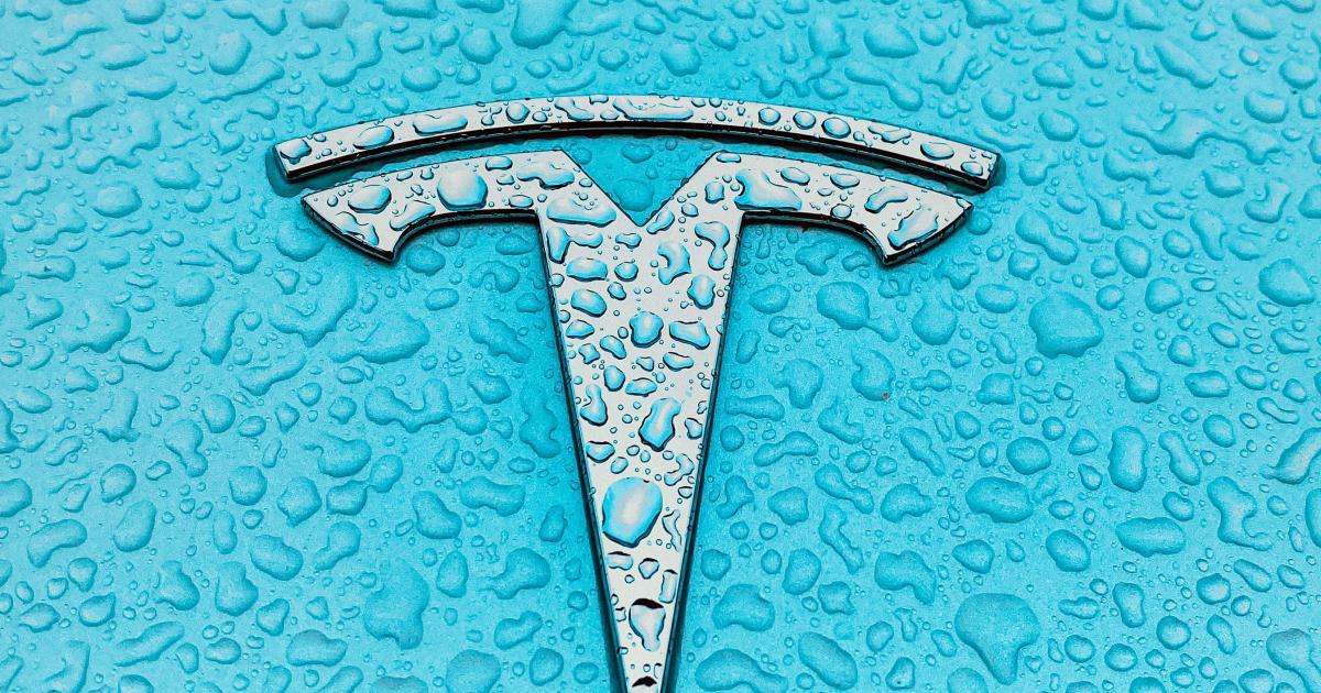 Tesla Motors (TSLA) – How Tesla plans to deal with bitcoin volatility in vehicle payments
