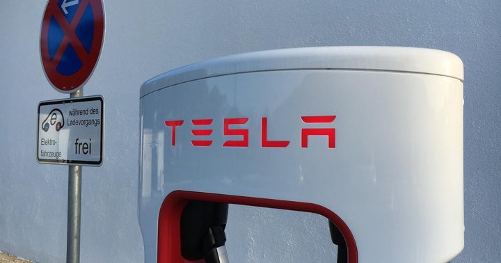 Why Tesla's 'Mindboggling' Valuation Is Difficult To Sustain Even Under Most Bullish Scenario