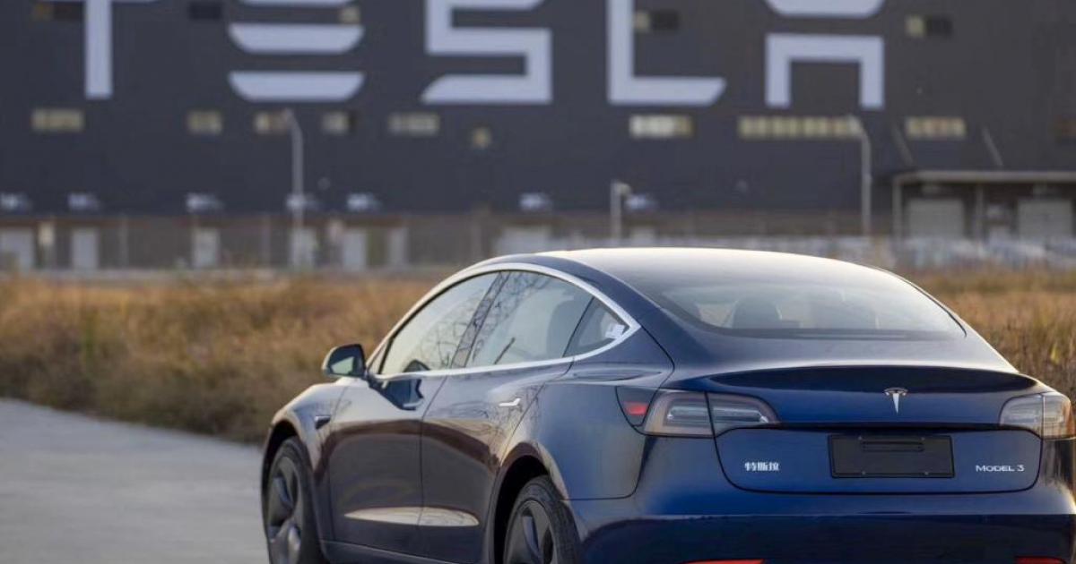 Got $600? Investors Are Buying Stock In Tesla, Nio And Pfizer With Stimulus Checks